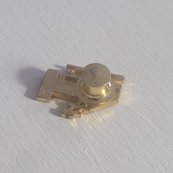 Number One #1 Mom Vintage Lapel Pin Brooch - Picture 4 of 4